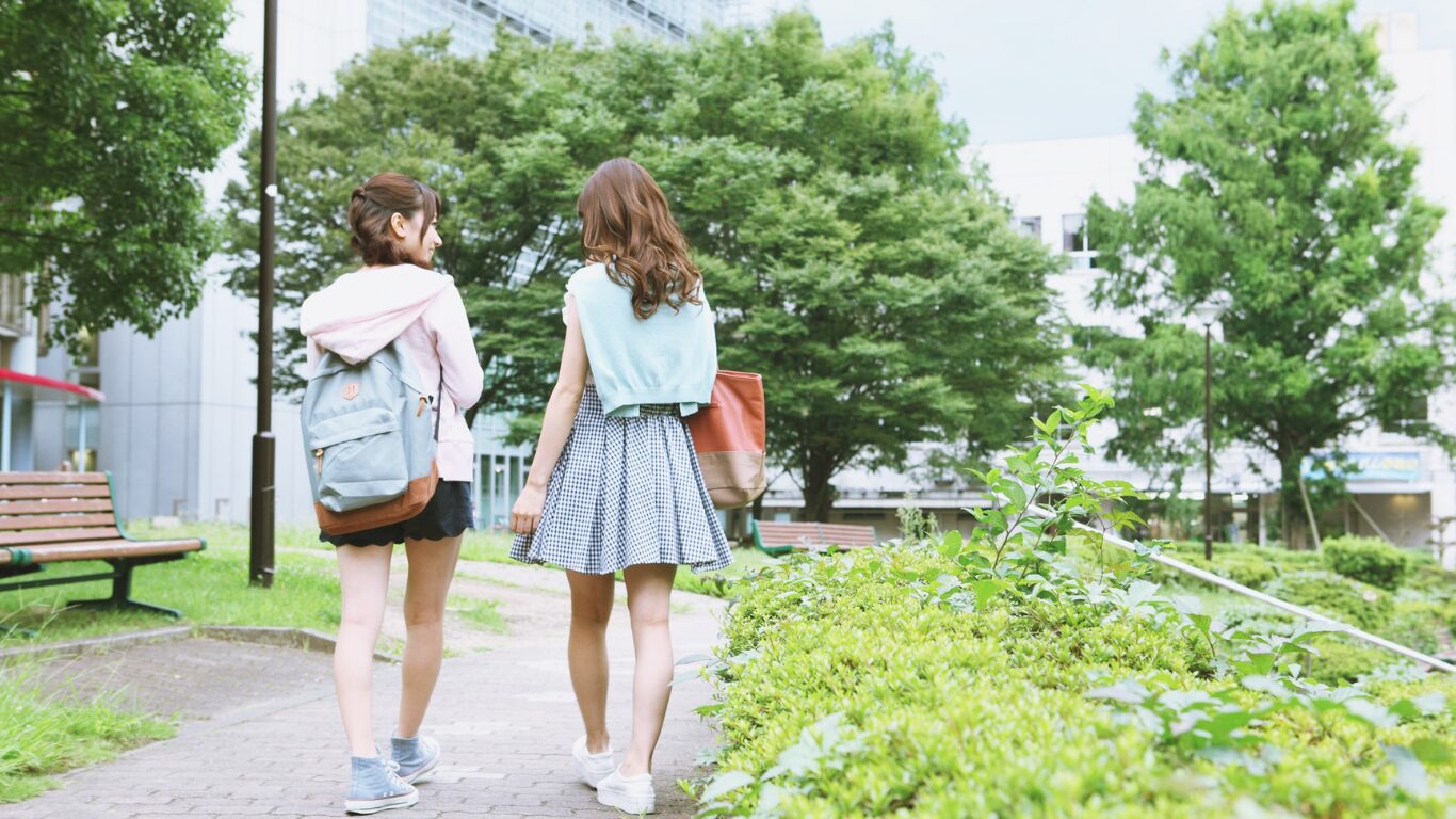 友人と外出している時